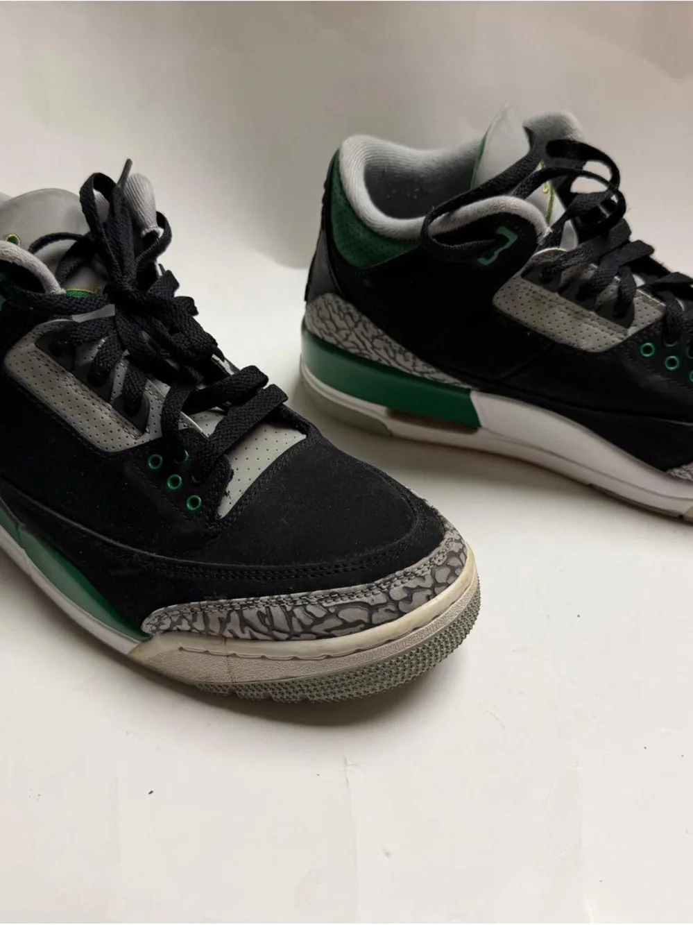 Jordan classic silhouette